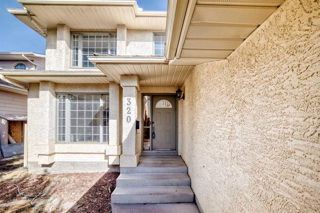 320 Sunmills Drive SE, Calgary 3