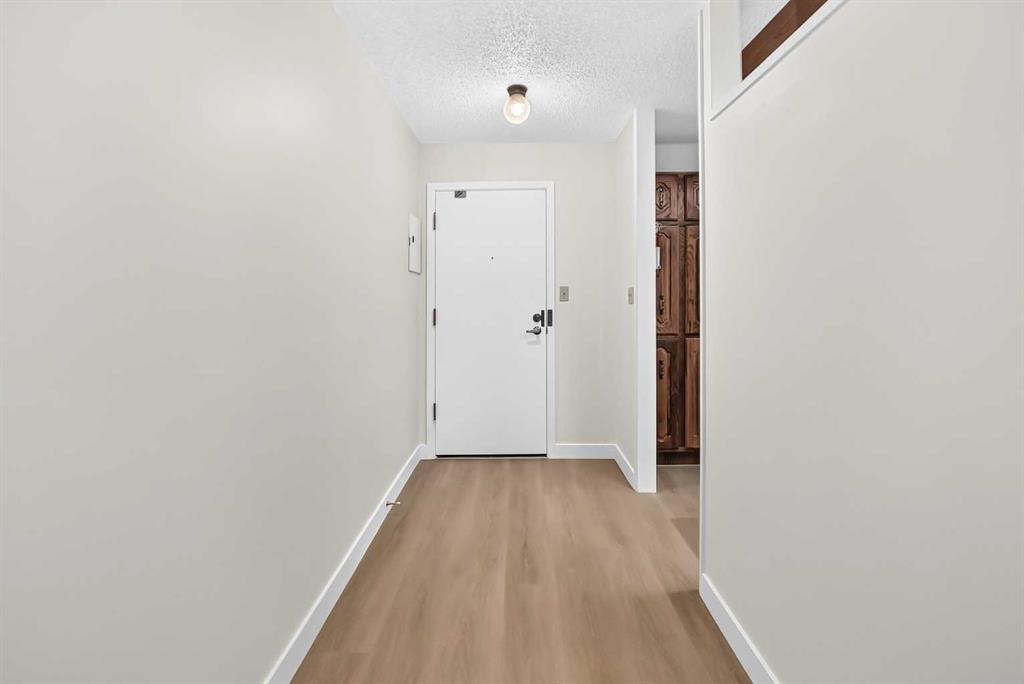 308 3730 50 Street NW, Calgary 4