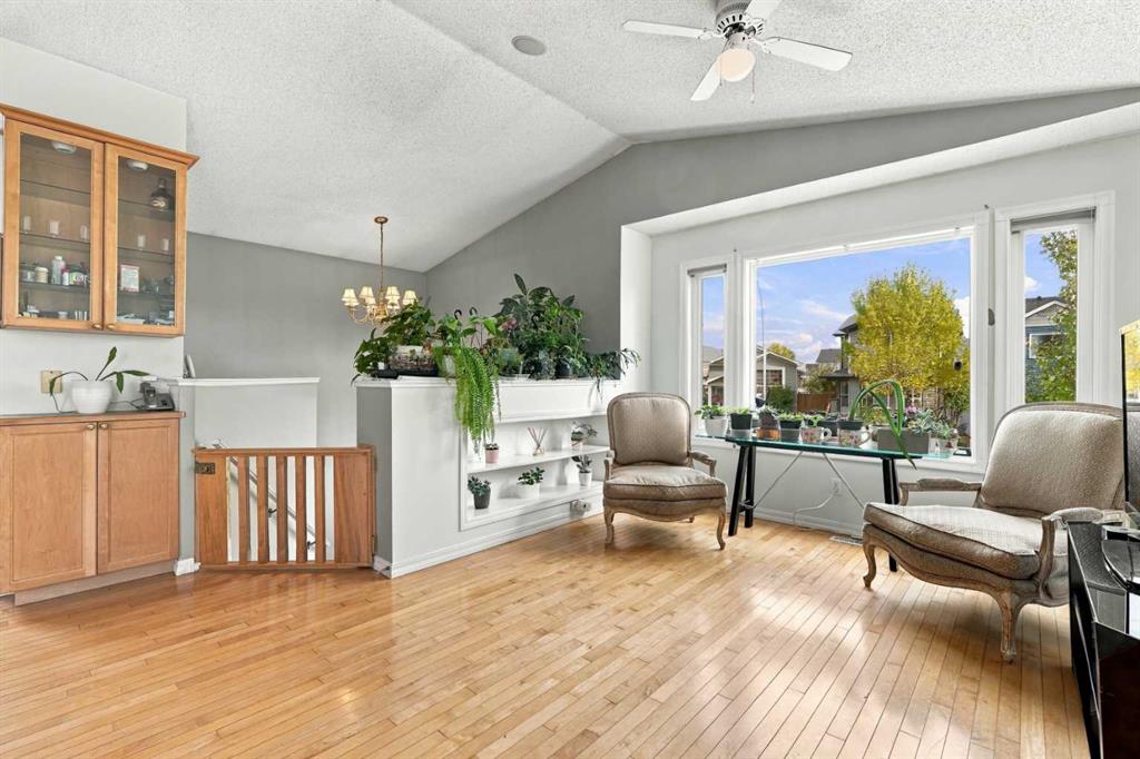 67 Martin Crossing Close NE, Calgary 5