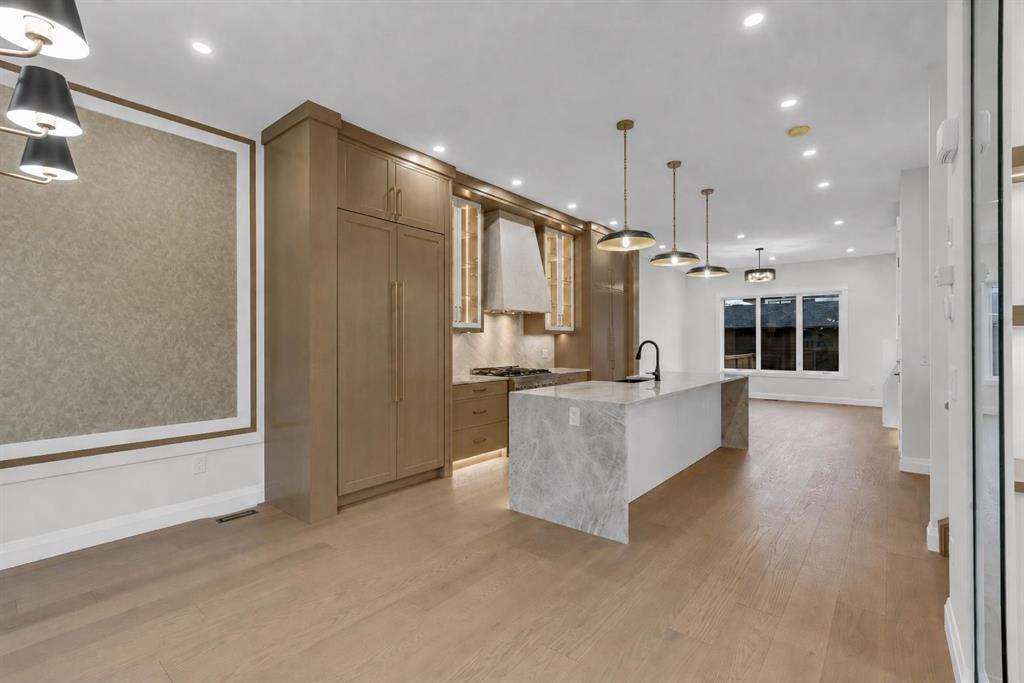 2328 54 Avenue SW, Calgary 5